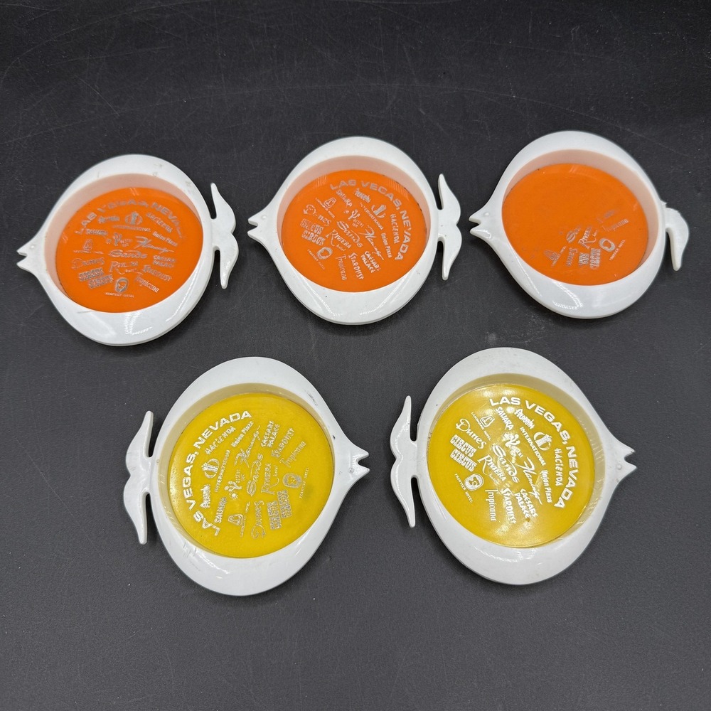 Vintage Las Vegas Souvenir Ashtray Set Unisex OS Orange Yellow Plastic Vintage